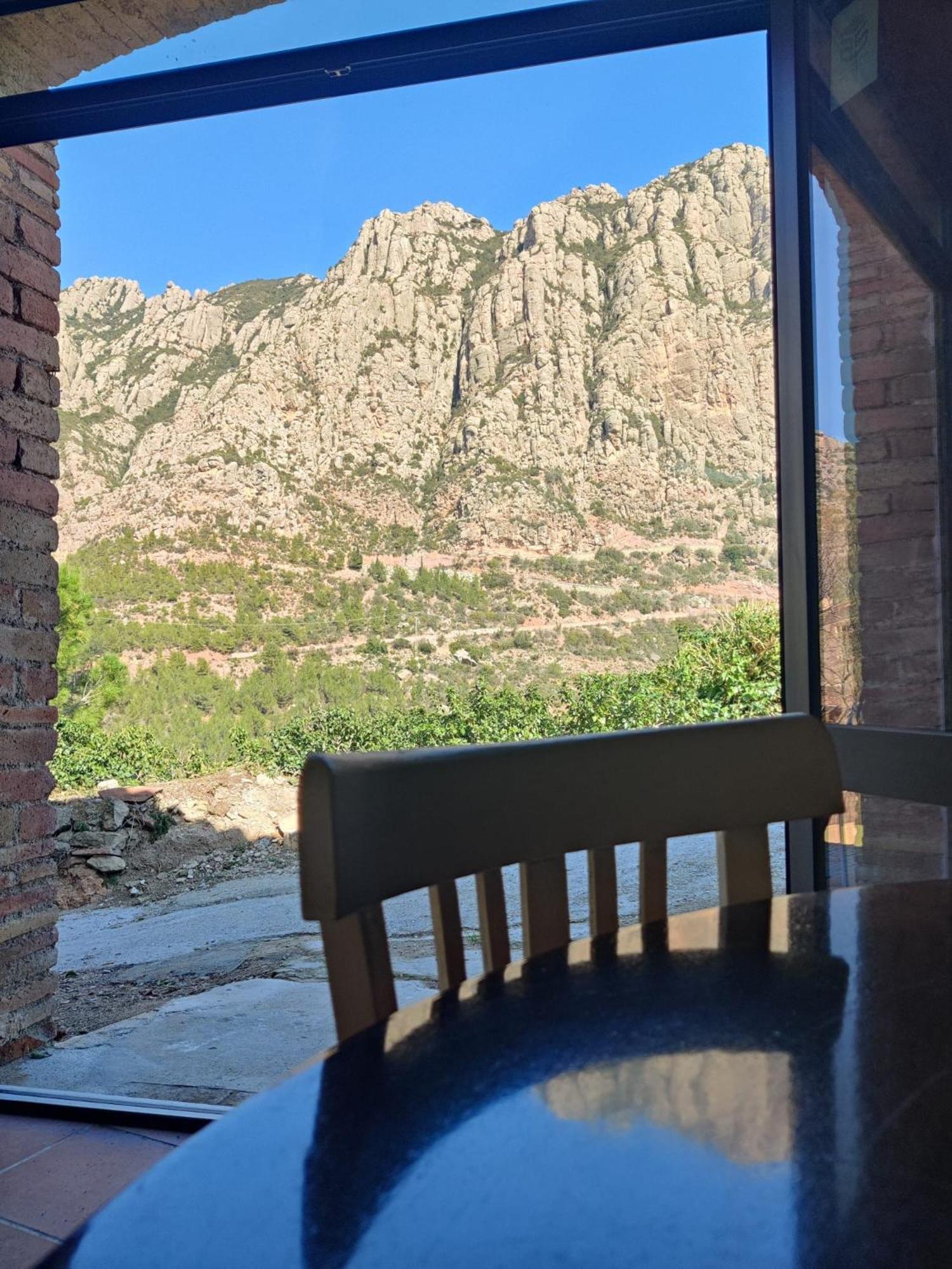 Cal Simon- Casa A Montserrat Collbato Bagian luar foto